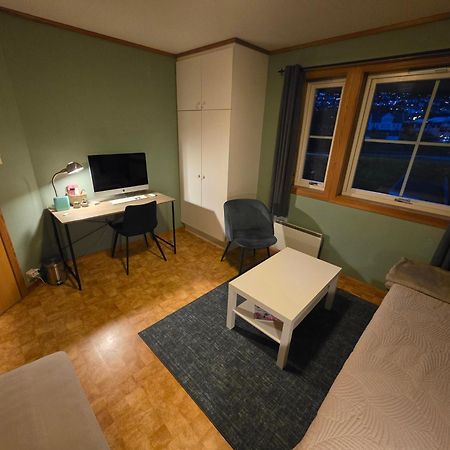 Rom I Bofellesskap Lejlighed Sogndal Eksteriør billede